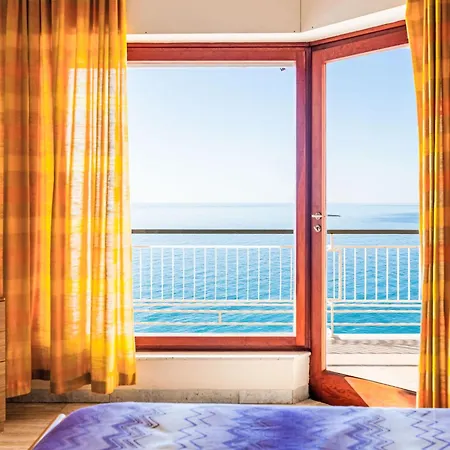 Vista Sull'orizzonte By Interhome Daire Ventimiglia